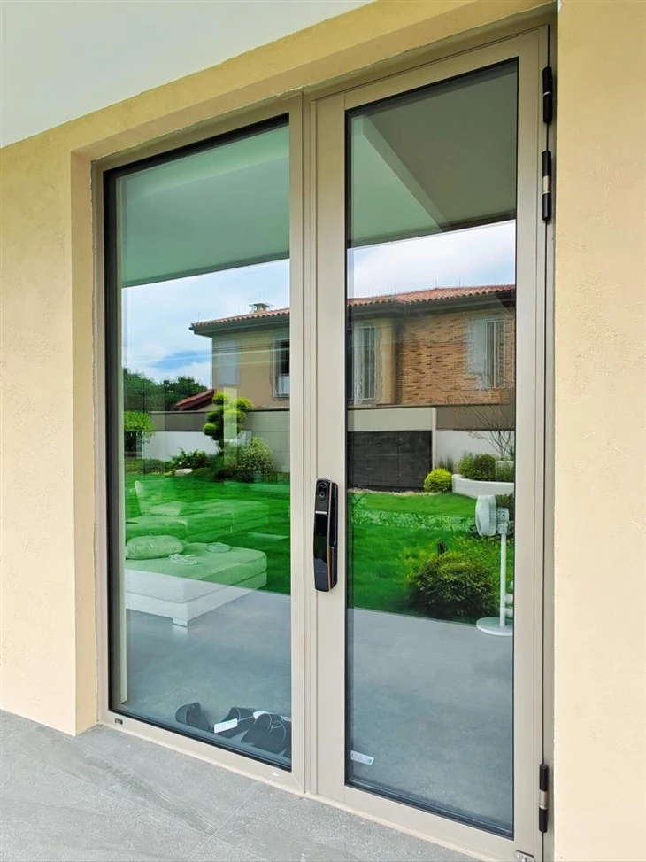 Thermally Broken Alloy Doors factory