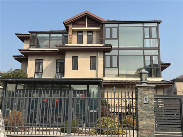 Aluminium Windows Indonesia factory