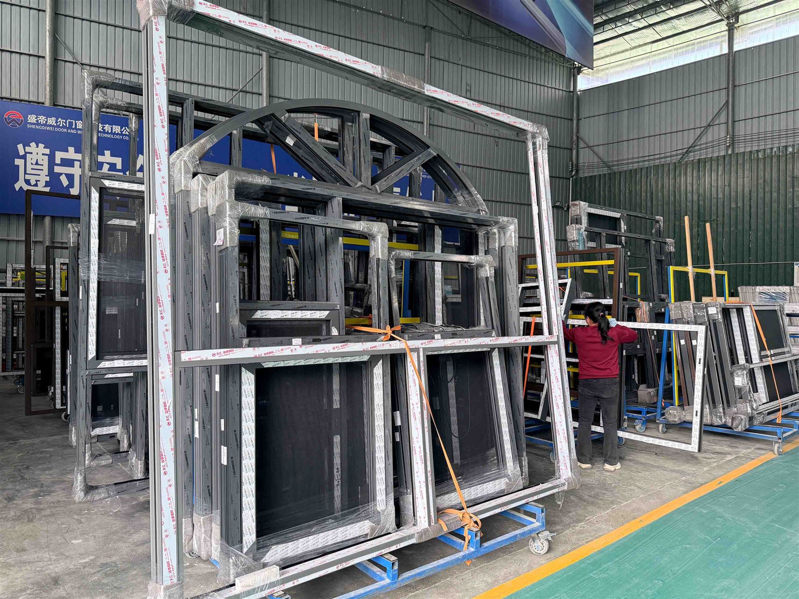 SGL aluminum glass door factory