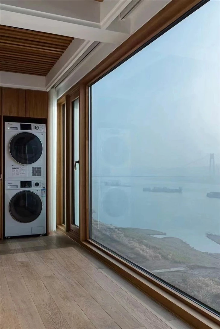 Custom Residential Aluminum-Clad Wood Casement Windows high quality